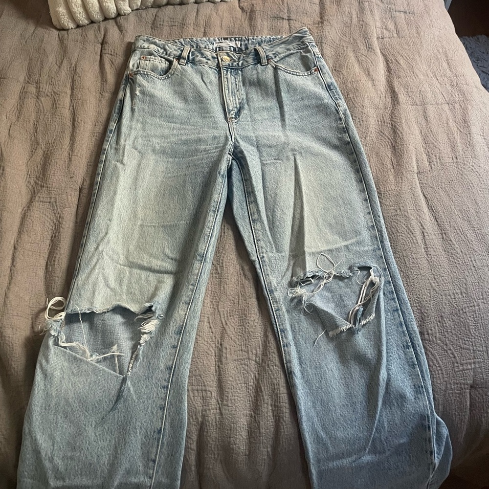 Garage Women's Boyfriend Jeans - Light Blue Distressed